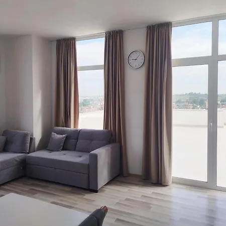 Panoramic View Rooftop Апартаменты *